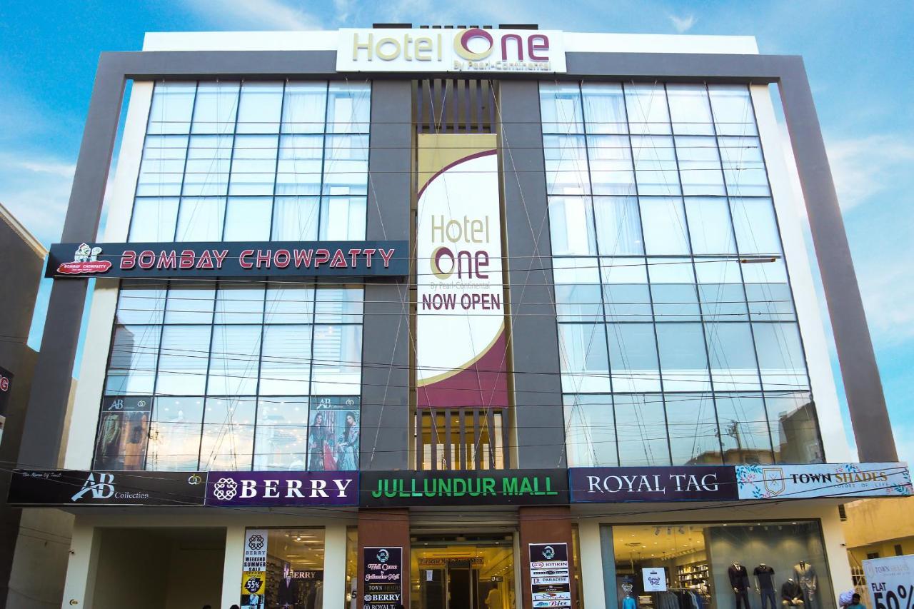 Hotel One Rahim Yar Khan Club Road 外观 照片