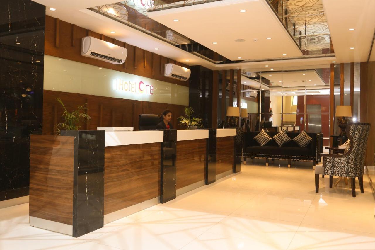 Hotel One Rahim Yar Khan Club Road 外观 照片